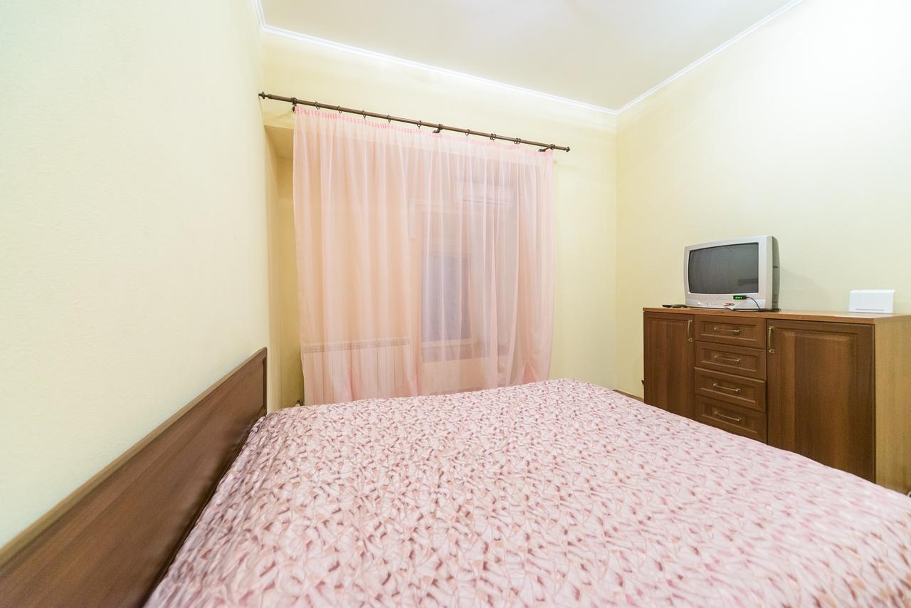 Apartment At Malaya Zhytomyrska 5 Kiev Eksteriør bilde